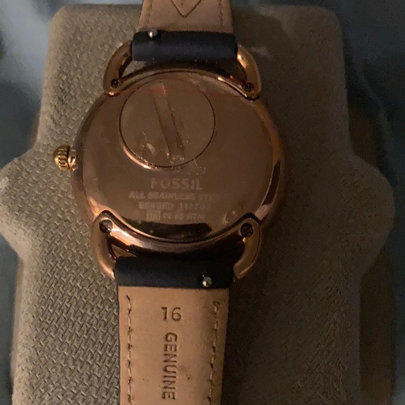 FOSSIL WATCH - Picture 4 of 4